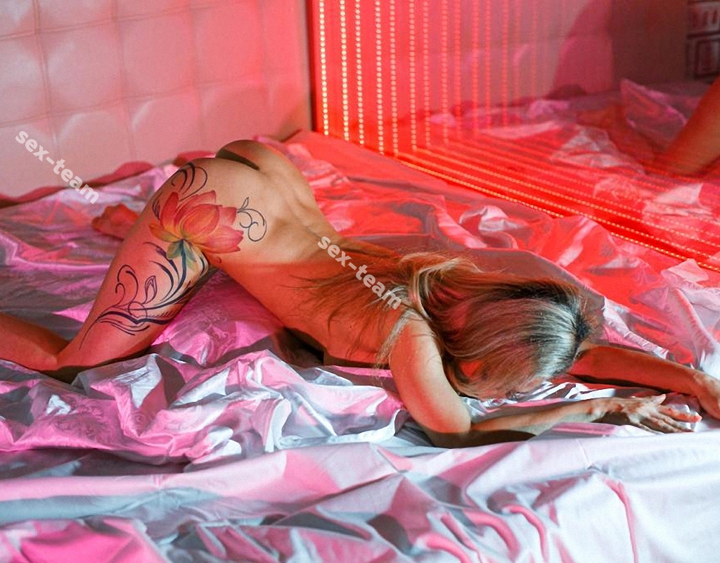 Николь Лингам